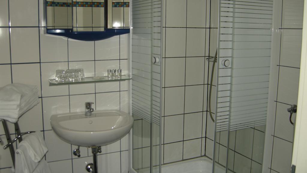 Pension Schottentor Vienne Chambre photo