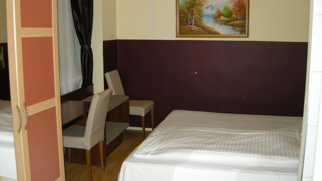 Pension Schottentor Vienne Chambre photo