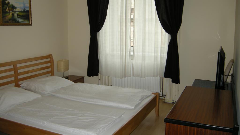 Pension Schottentor Vienne Chambre photo